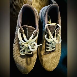 Under Armour Lightning 2